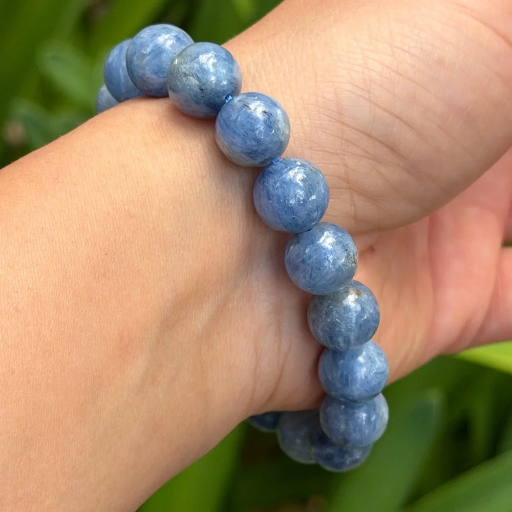 11.5mm stretchable blue‎ kyanite bracelet 0418